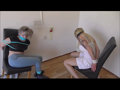 ❤️ Závislá / svázaná a s roubíkem / dáma v nesnázích ️ Sex u nás ❌❤